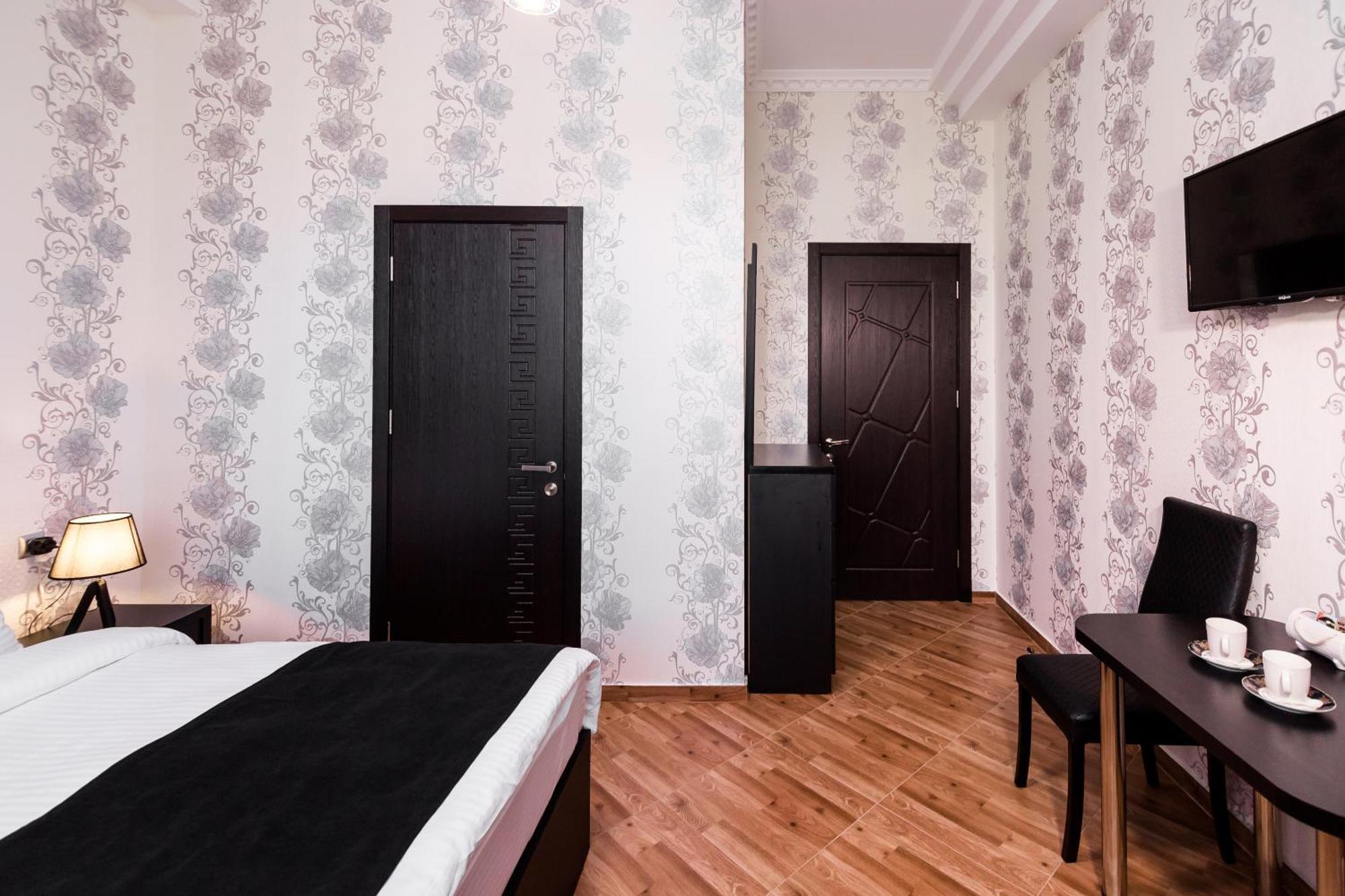 George Hotel Tbilisi Exterior foto